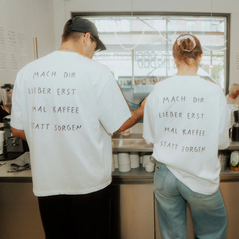 oversized shirt weiß - kaffee statt sorgen